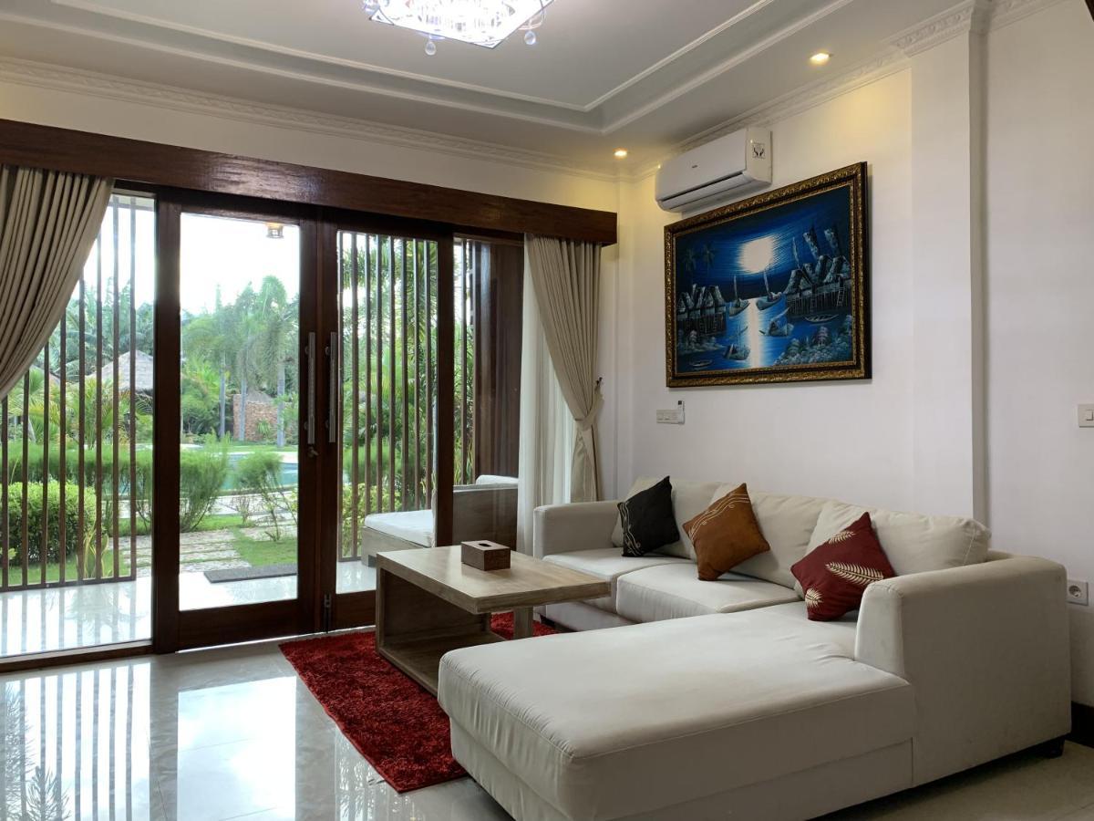 Aldi'S Bungalow Kuta  外观 照片